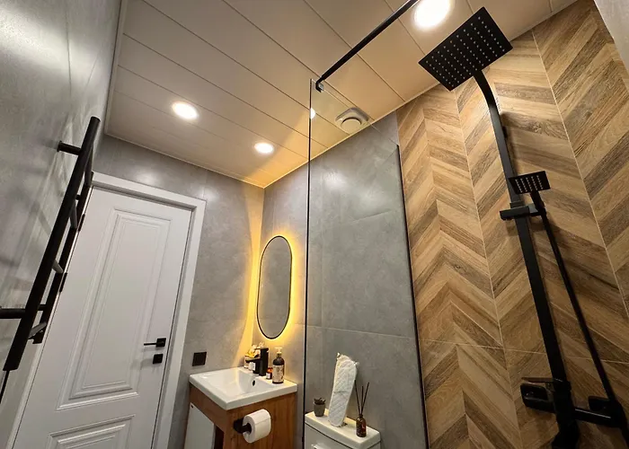 Saryan Vibes Boutique Stay With Netflix And Self Check-In