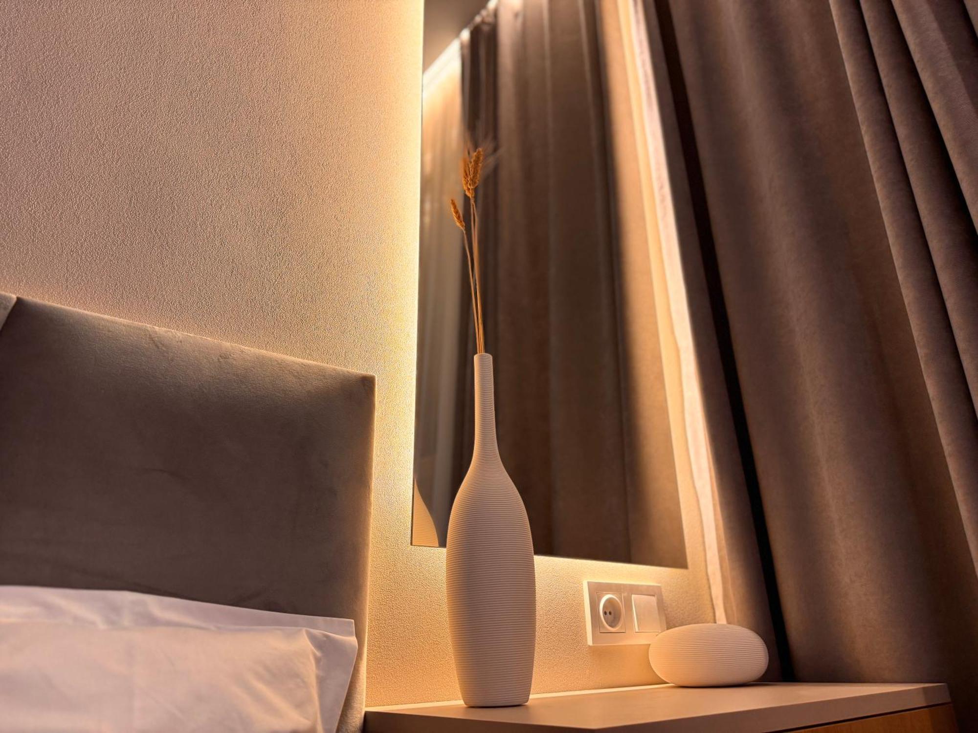 Saryan Vibes Boutique With Netflix And Self Check-in Apartment